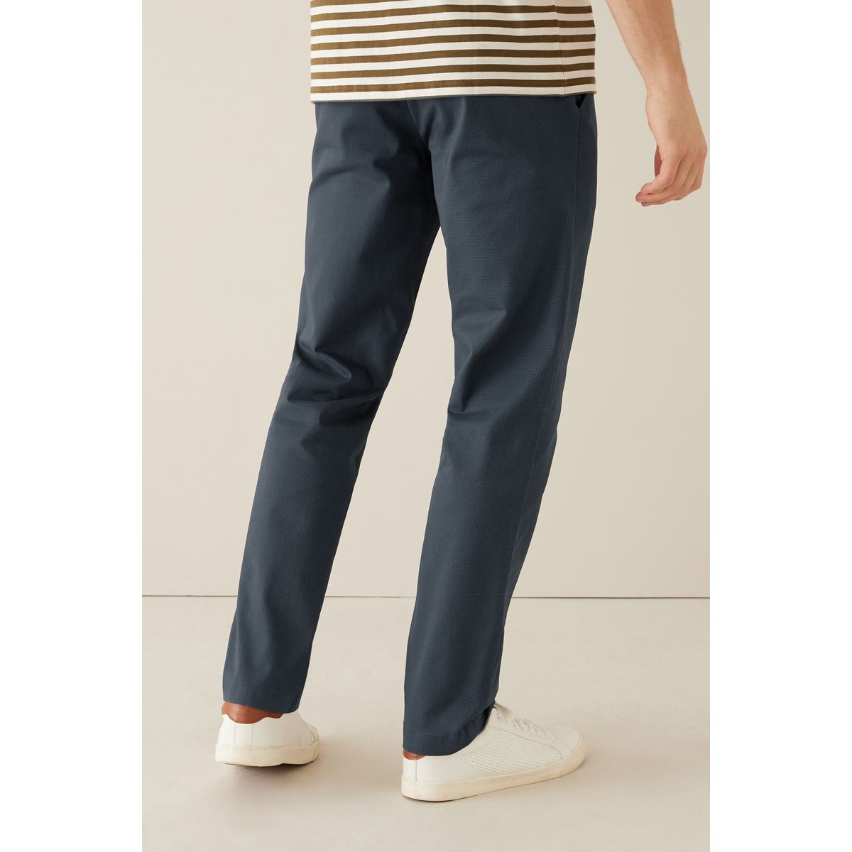 Pantalon Chino Coupe Droite Avec Ceinture bleu, NEXT