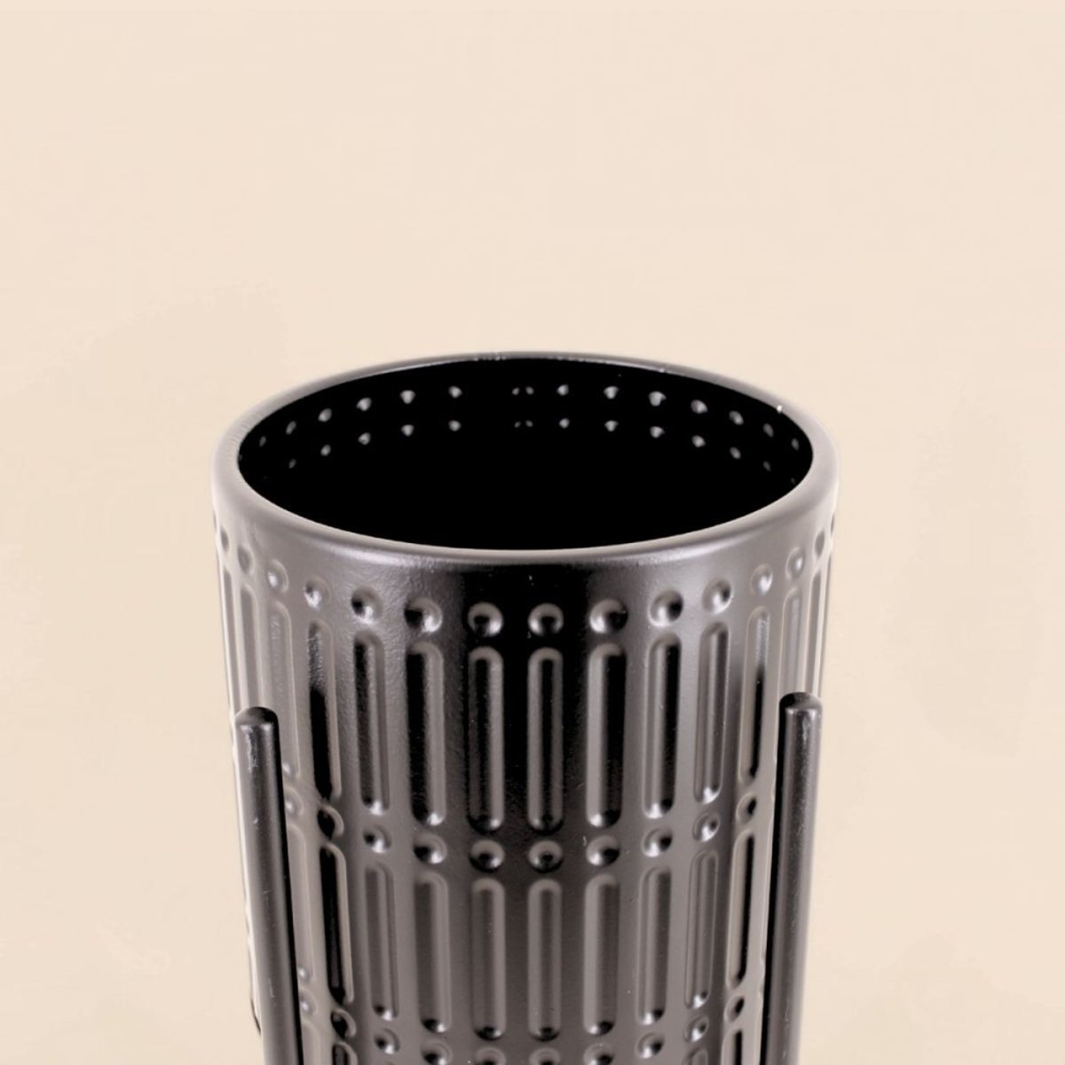 Cache pot en métal structuré 27x48cm noir, ORNAMI