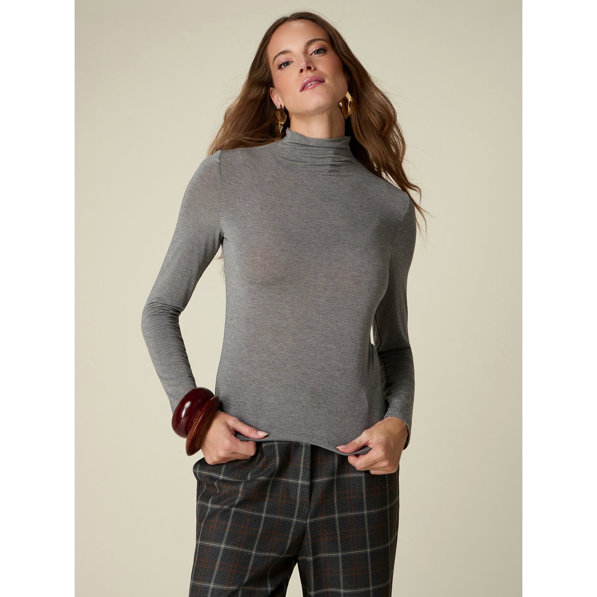 T-shirt col roulé gris, OLTRE