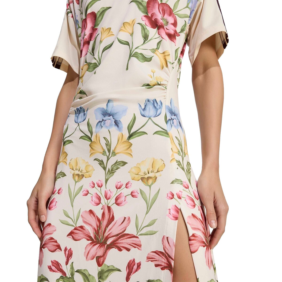 Robe longue imprimée FARM RIO beige/imprimé fleurs, ADIDAS SPORTSWEAR