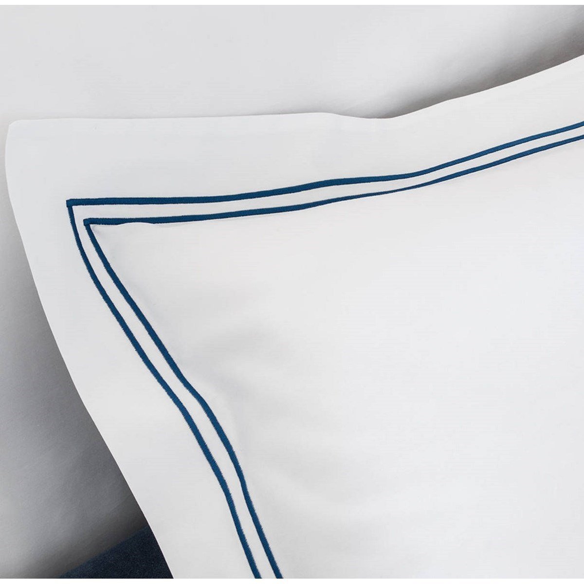 Taies d'oreiller satin de coton ELEGANCE lot de 2 bleu, MPC MAISON