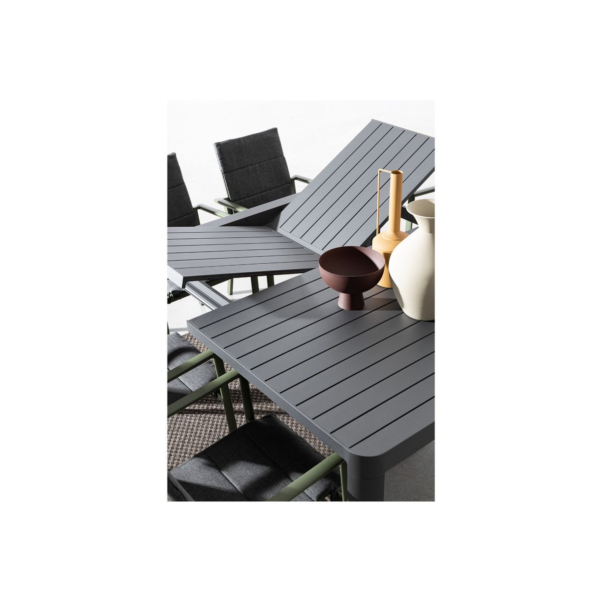 Table de jardin carrée extensible en métal L97/149 6/8 personnes - AVIGNON anthracite, HELLIN, DEPUIS 1862
