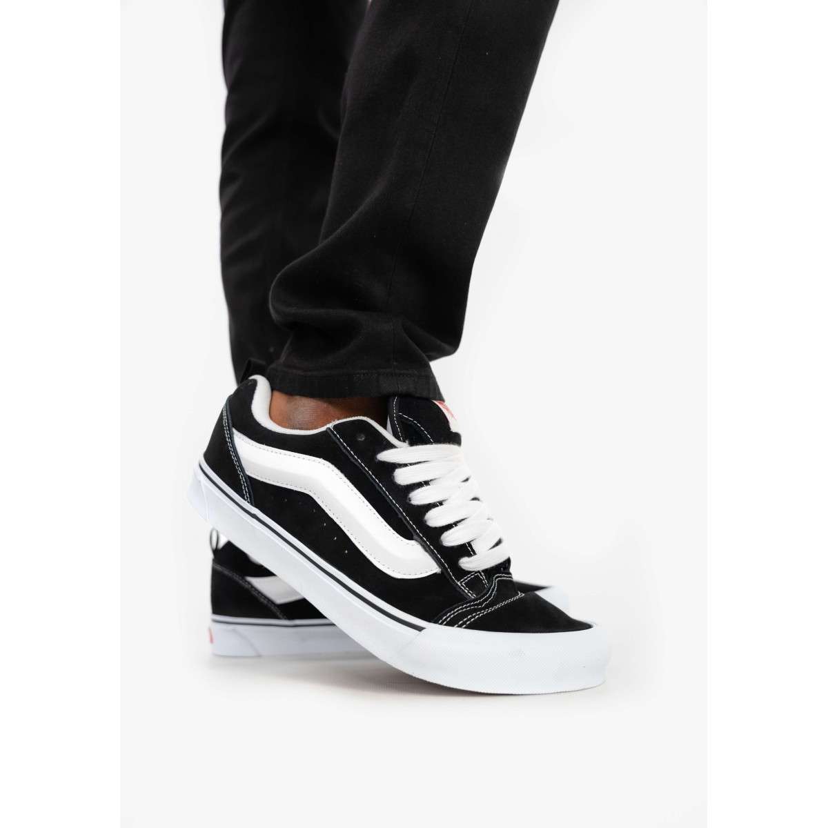 Baskets basses KNU SKOOL cuir noires, VANS