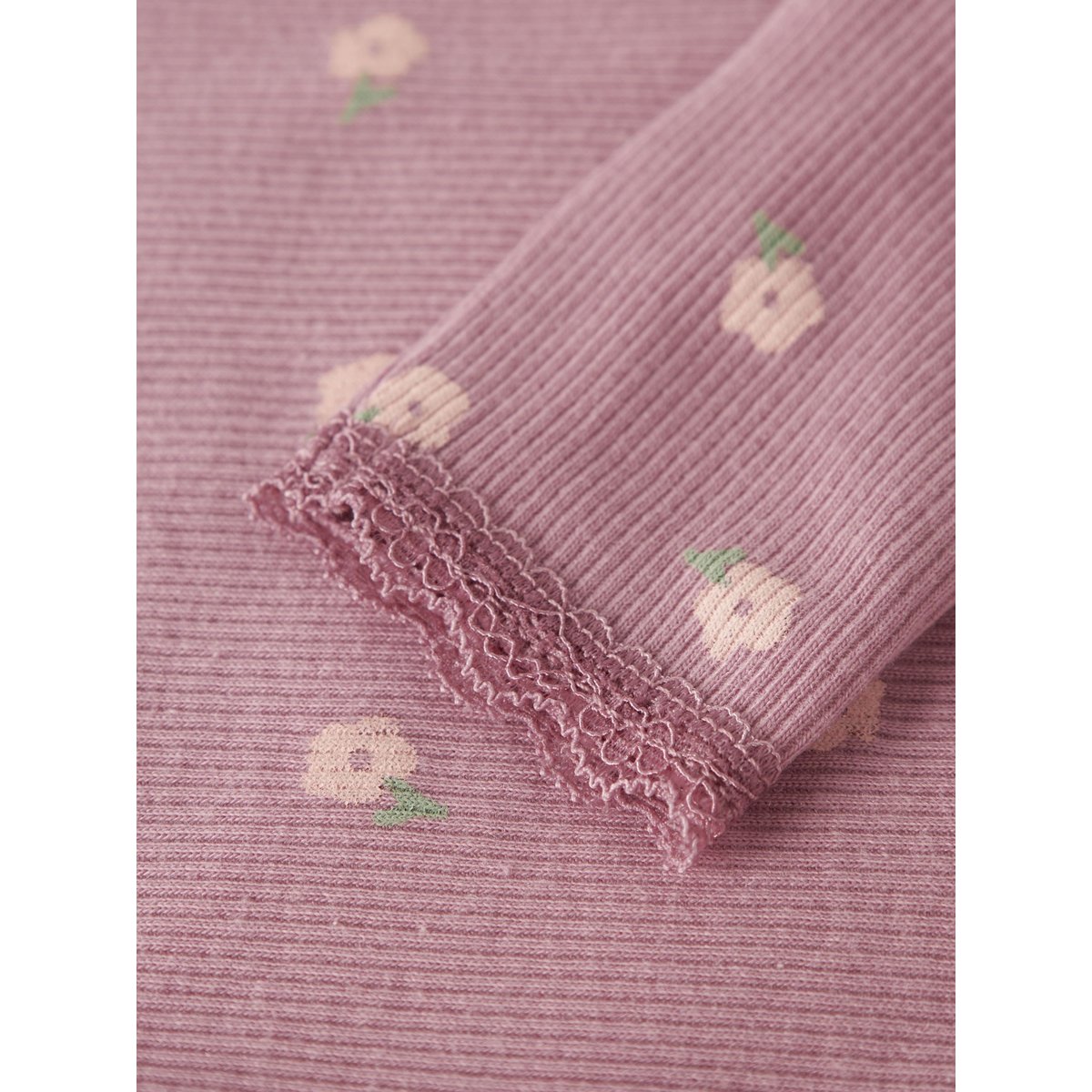 Ensemble violet - lilas, NAME IT