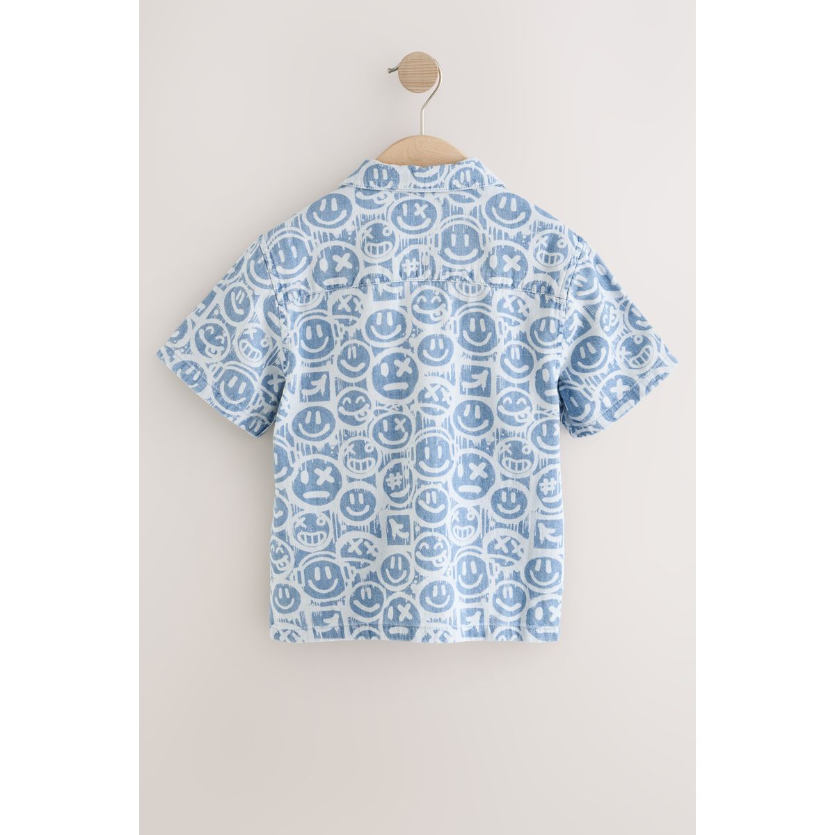 Chemise manches courtes imprimée col revers visage bleu aop, NEXT