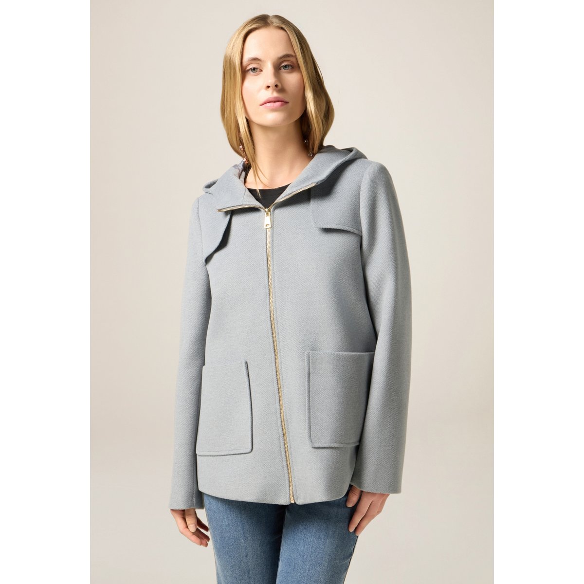 Manteau court avec fermeture éclair et capuche gris, OLTRE