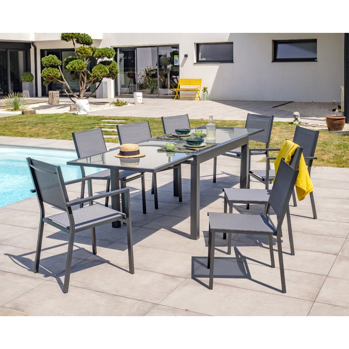Ensemble repas 8 places en aluminium et plateau verre TOLEDE gris anthracite, DCB GARDEN