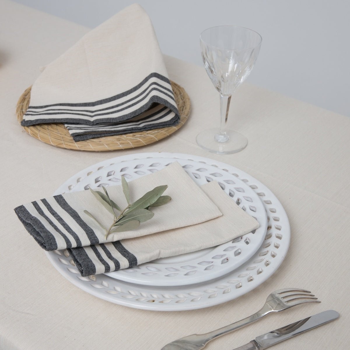 Lot de 4 serviettes de table coton GUETARY beige lin / noir, FEBRONIE