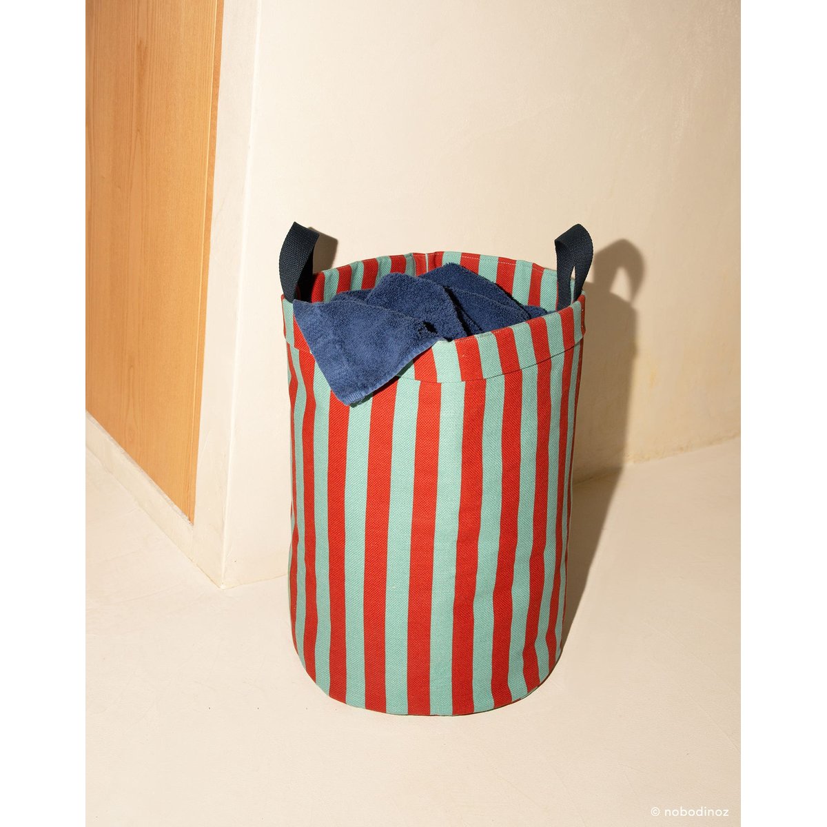Grand panier de rangement rond red teal green stripes, NOBODINOZ