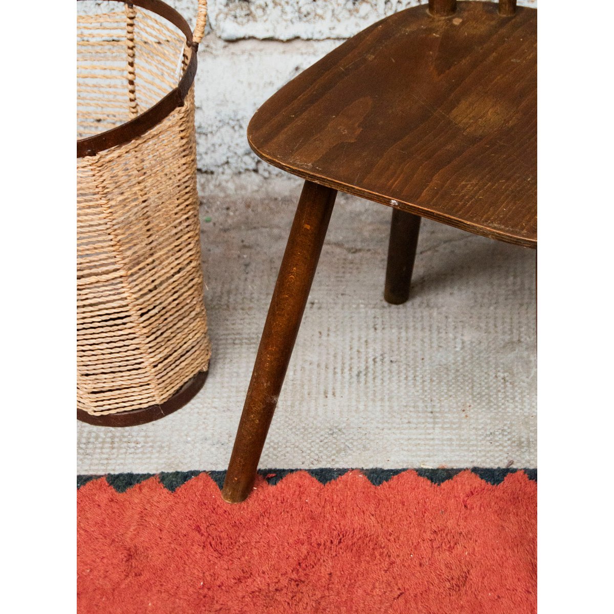 Paire de chaises en bois Alma N°731 - Bon état bois, DEBONGOUT