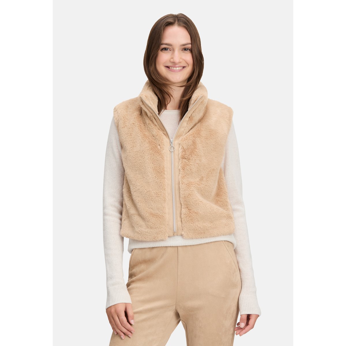 Veste sans manches en peluche à fermeture zippée beige, BETTY BARCLAY