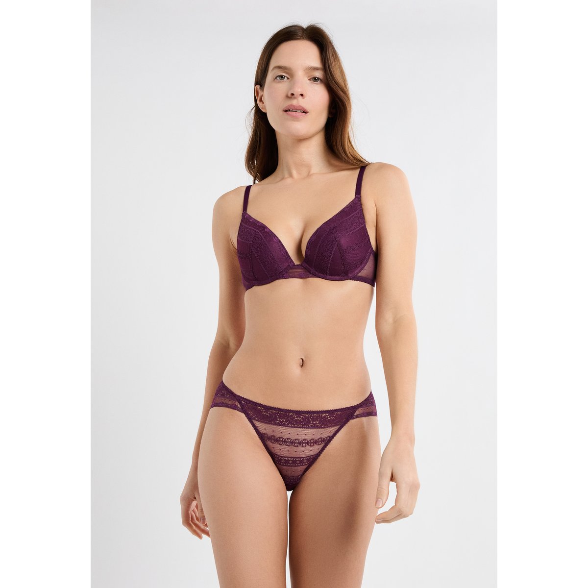 Soutien-gorge N.2 - Le push-up plongeant en dentelle EXCEPTION prune, ETAM