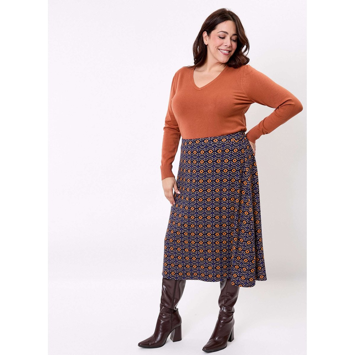 Pull maille col V HAYA jaune ocre, LA FIANCÉE