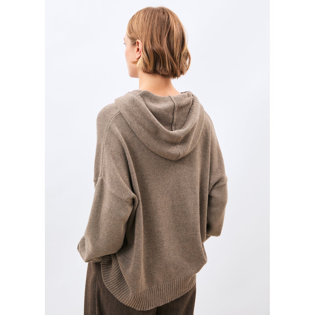 Pull manches longues en maille greige, HUMILITY