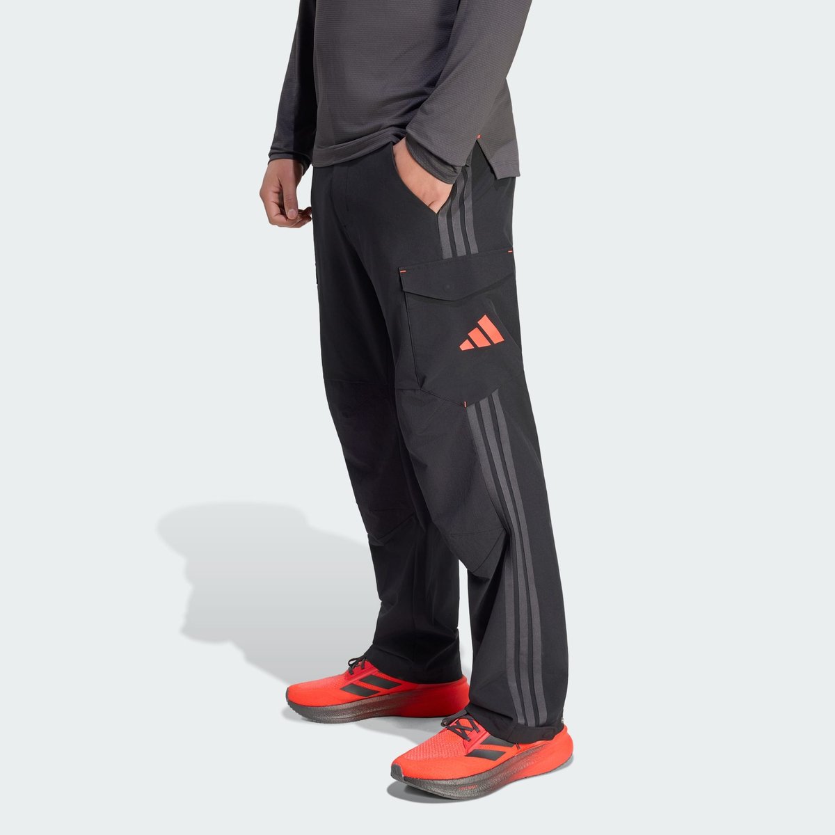 Pantalon De Mécanicien Équipe Audi Revolut F1 Pantalon De Mécanicien Équipe Audi Revolut F1 black, adidas Performance