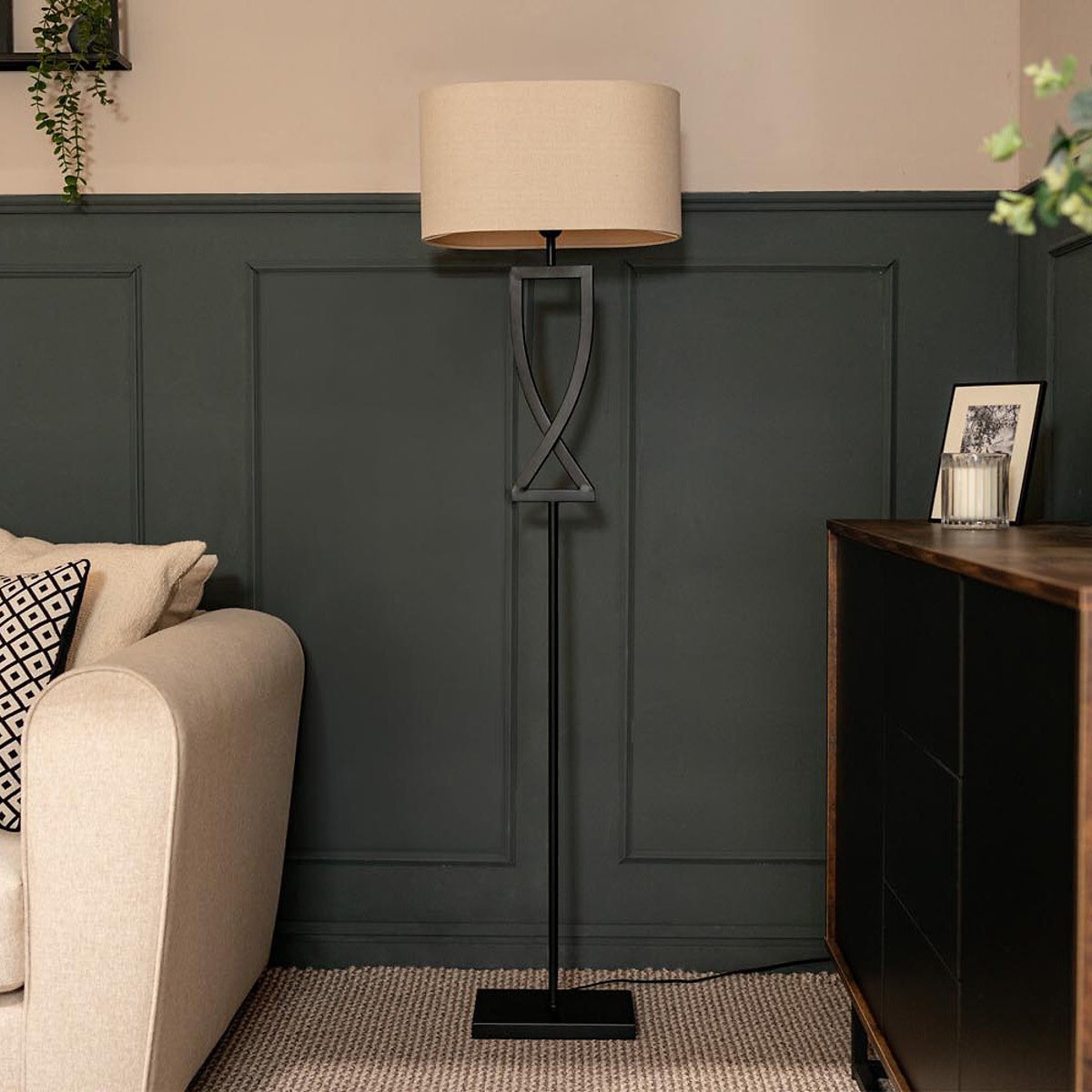 Kendrick Black Metal Floor Lamp black, SO'HOME