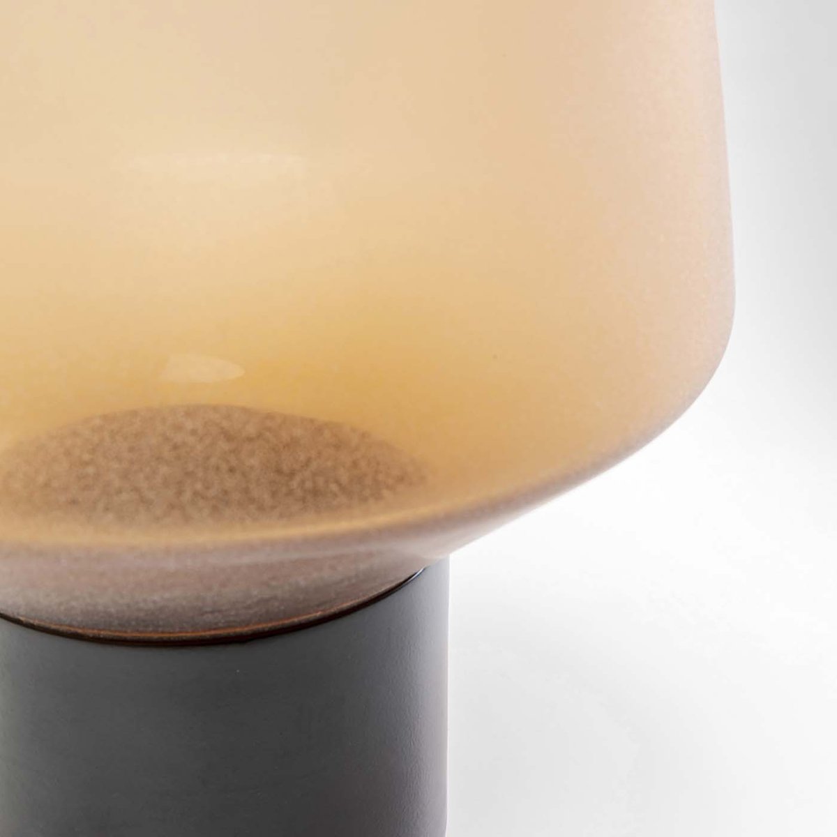 Vase en verre mat, NOBLE RING marron, KARE DESIGN