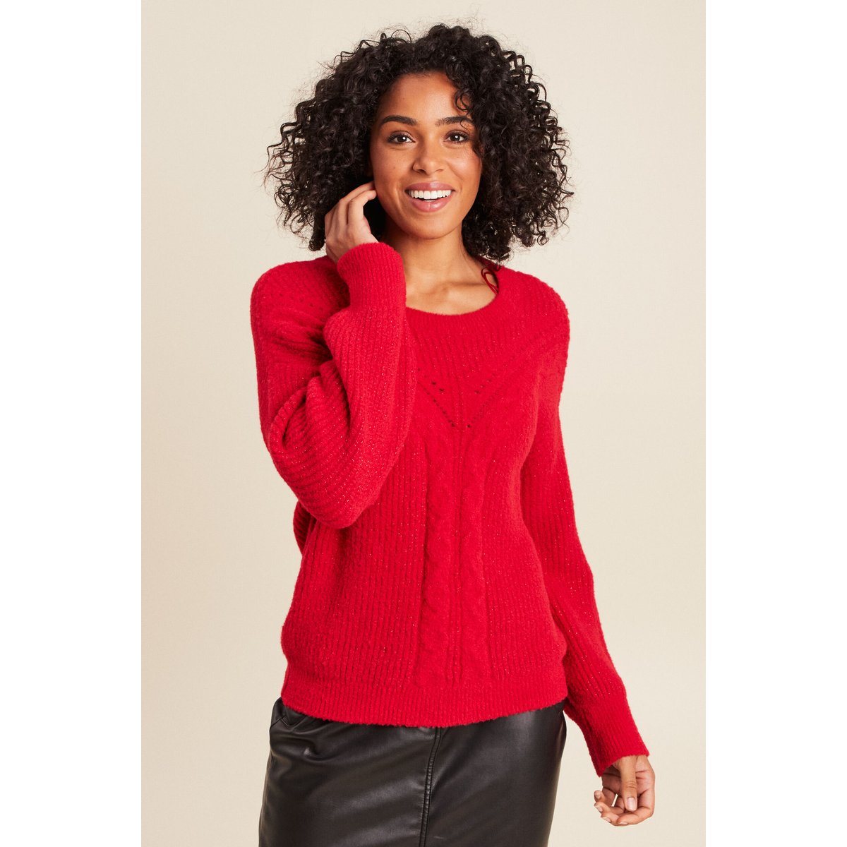 Pull col rond avec détail de torsades rouge, BREAL