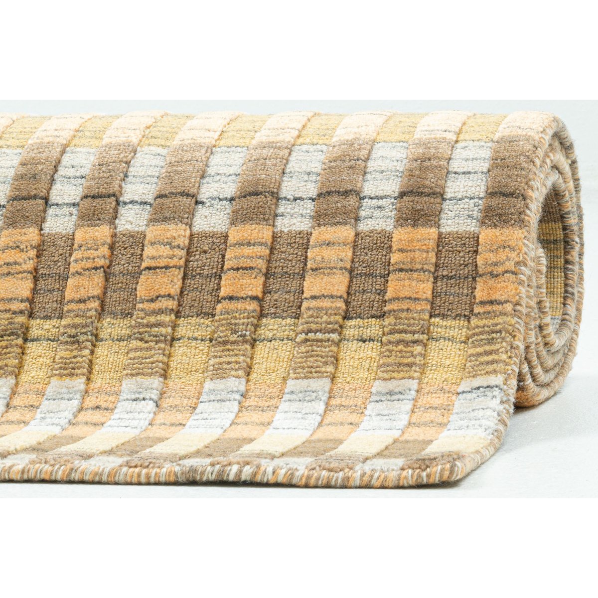 Tapis en laine vierge et viscose terre, THEKO