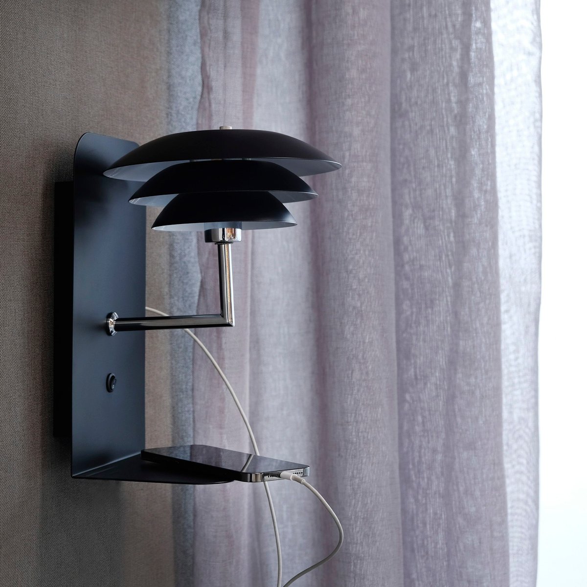 Applique DL20 USB noir, DYBERG LARSEN