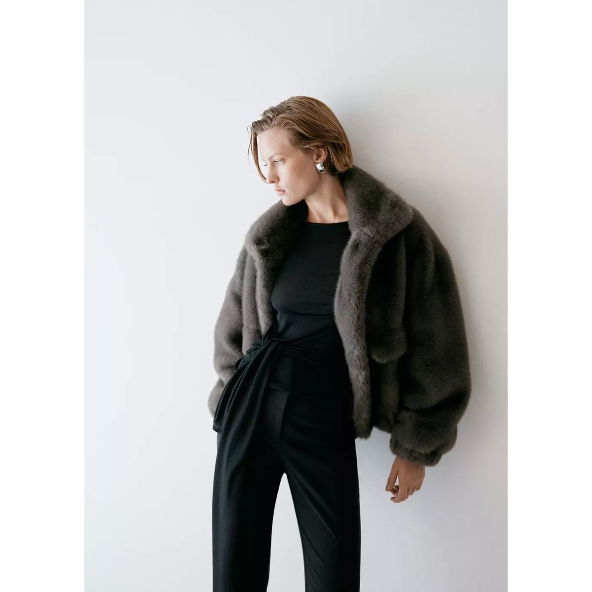 Pantalon skinny fendu en bas noir, MANGO