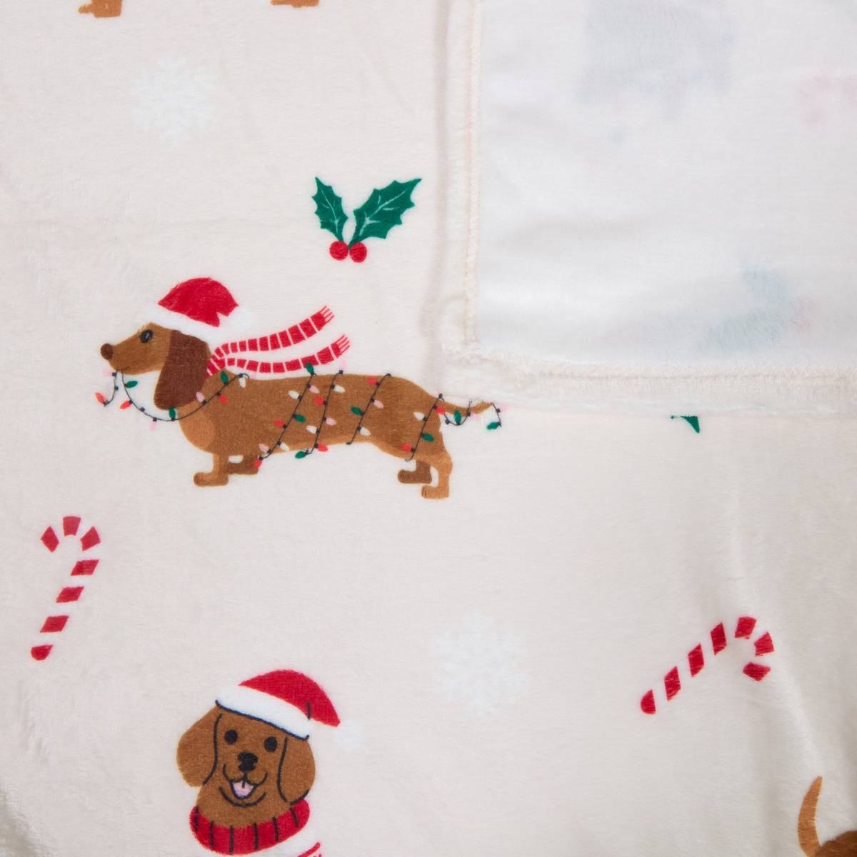 Plaid de Noël chien crème 130 x 180 cm multicolore, FEERIC LIGHTS & CHRISTMAS