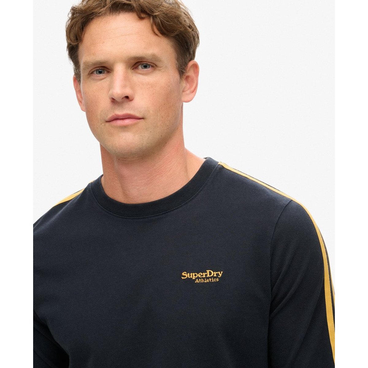 Haut à manches longues à logo rétro Essential bleu marine éclipse, SUPERDRY