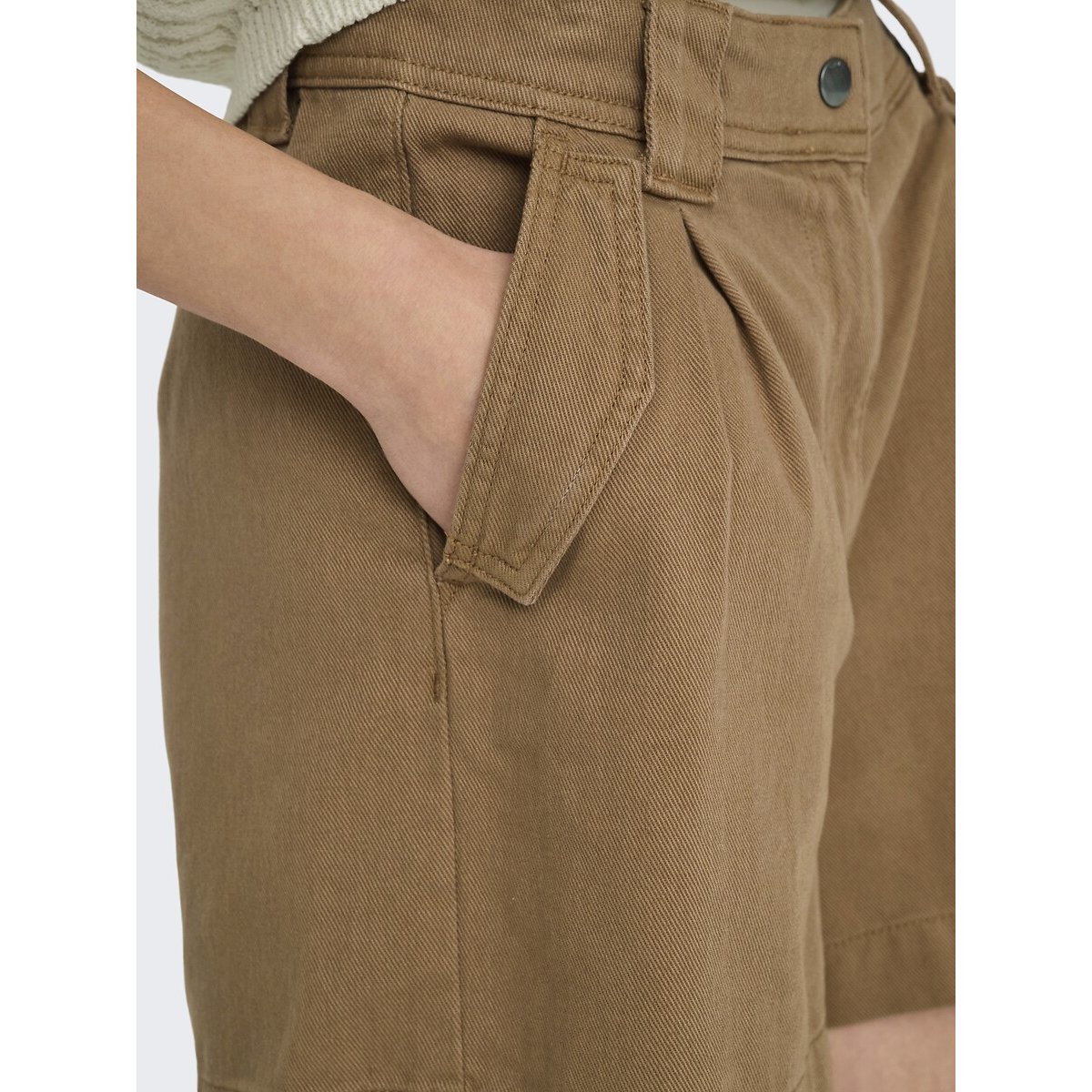 Short camel, ONLY