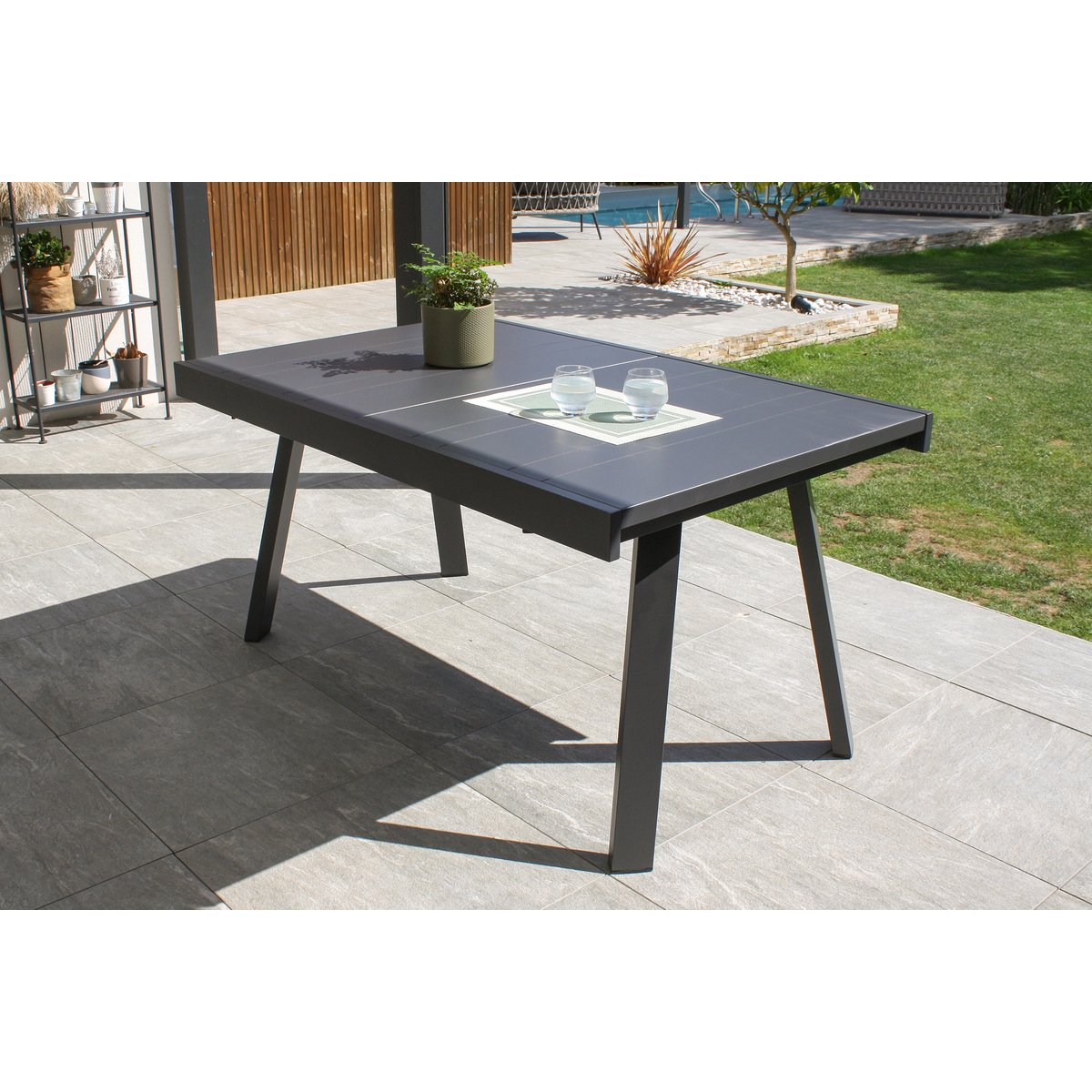Ensemble repas de jardin 6 places en aluminium  STOCKHOLM gris anthracite, DCB GARDEN