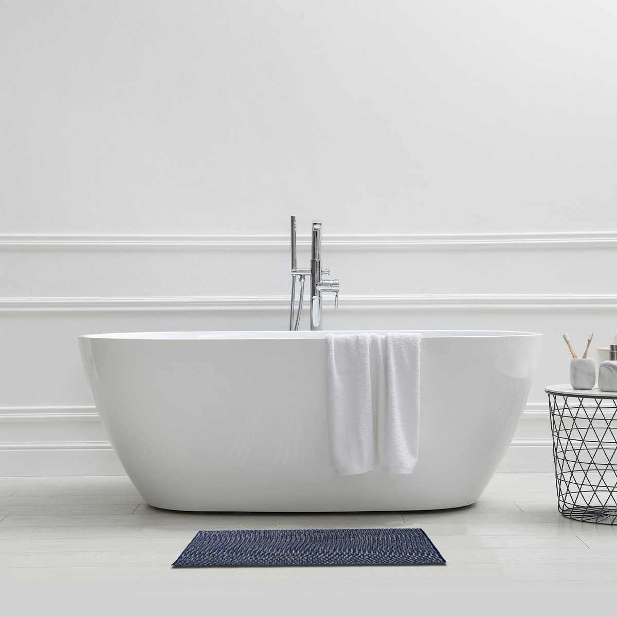 Tapis de bain déco bouclette bicolore BOUCLETTE marin, GUY LEVASSEUR