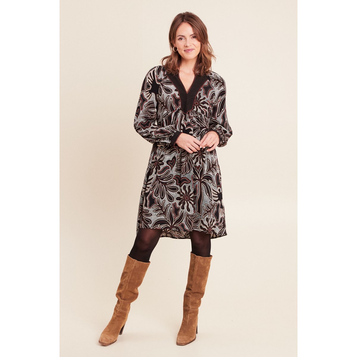 Robe fluide col v manches longues noir, BREAL