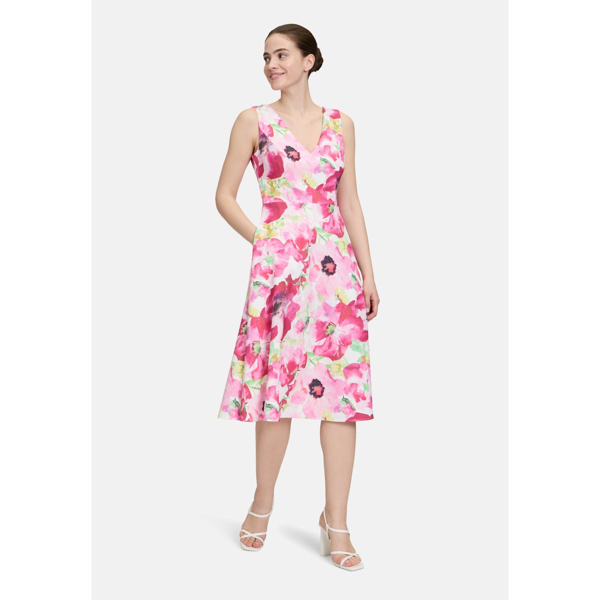 Robe de cocktail à imprimé à fleurs cream/rosé, VERA MONT