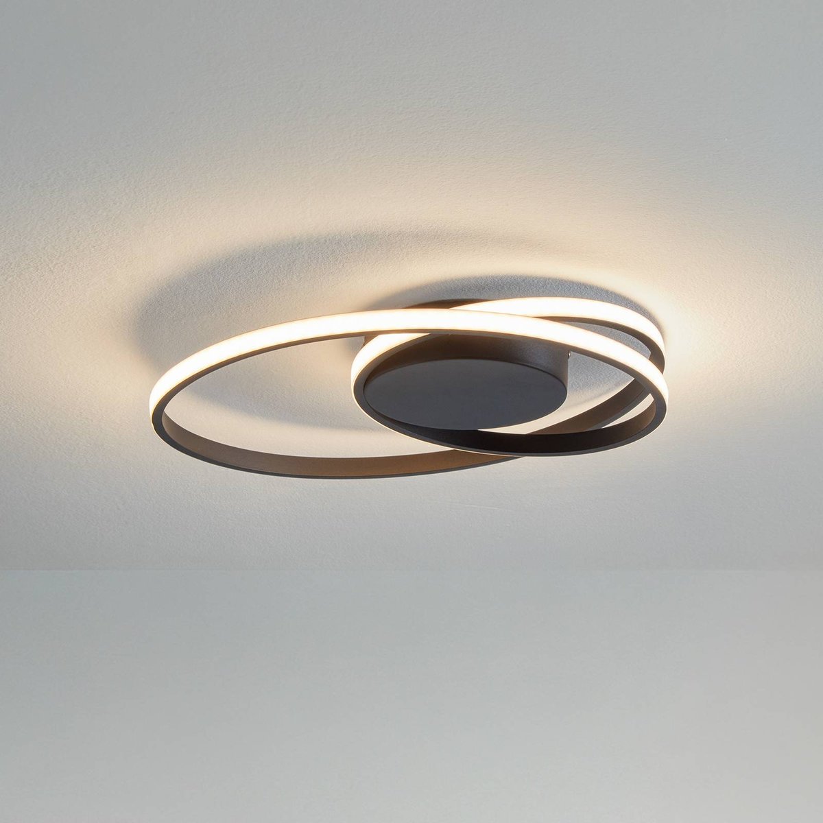 Plafonnier en métal moderneLED, Youna noir, LINDBY