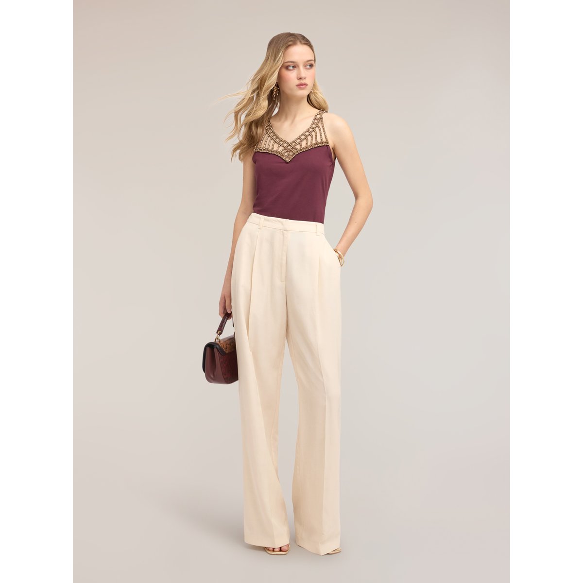 Top en résille avec strass violet, MOTIVI