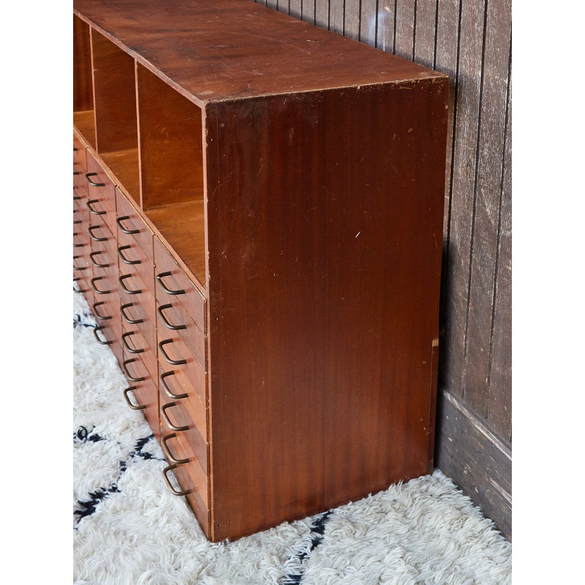 Meuble de métier en bois foncé Fernand N°484 - Bon état bois foncé, DEBONGOUT
