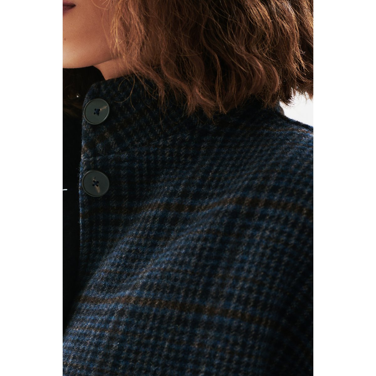 Poncho court en laine HOLAN bleu marine, CAROLL