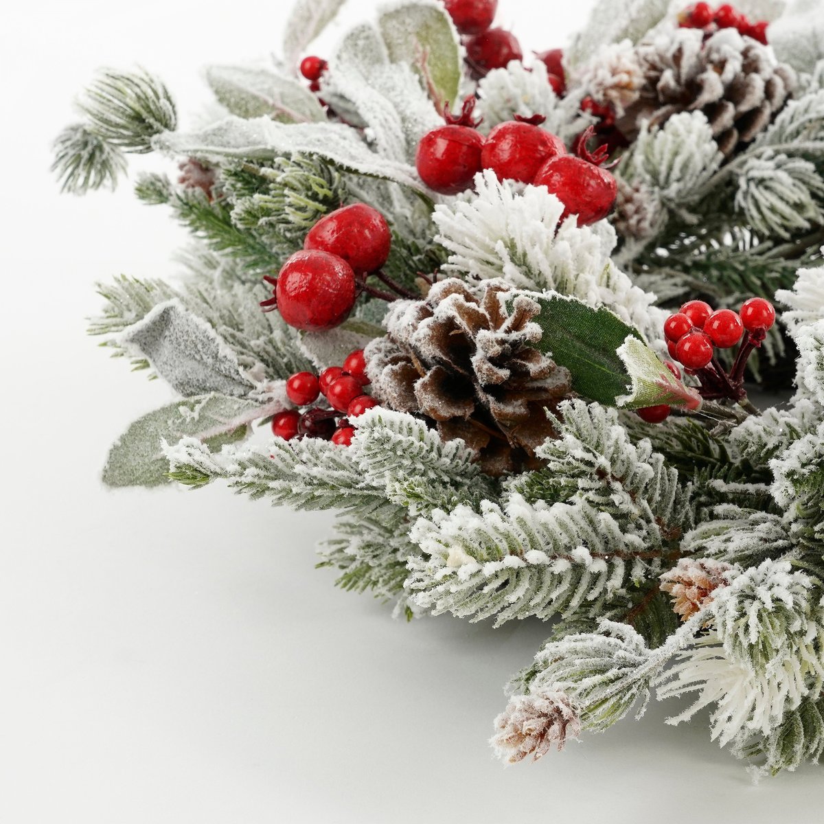 Couronne de Noël enneigée Ø40 cm BELFORT vert, MICA DECORATIONS