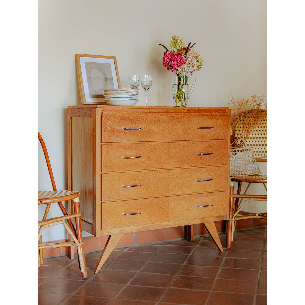 Commode mid-century modern Olga N°693 - Bon état bois clair, DEBONGOUT