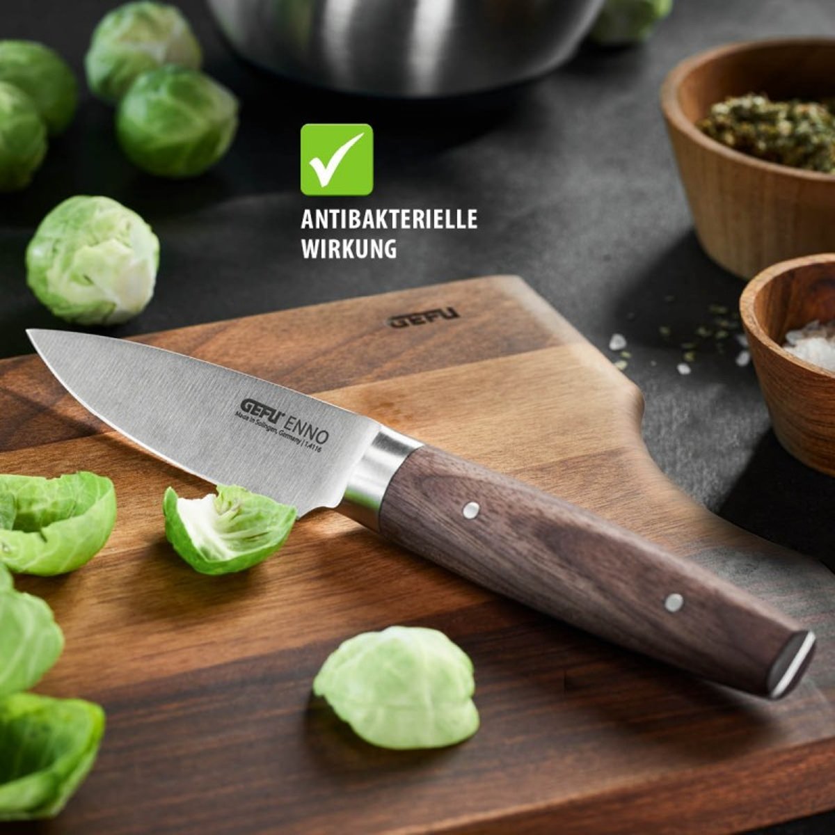 Planche à découper ENNO - Petite - Bois de Noyer brun, GEFU