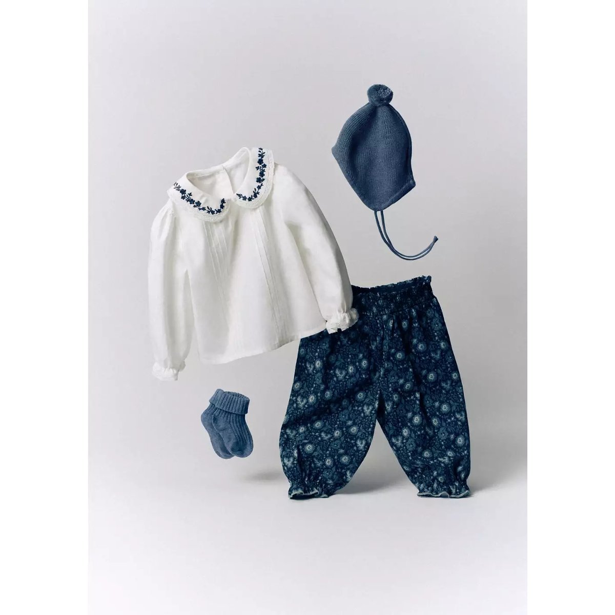 Pantalon bouffant à fleurs bleu pétrole, MANGO BABY