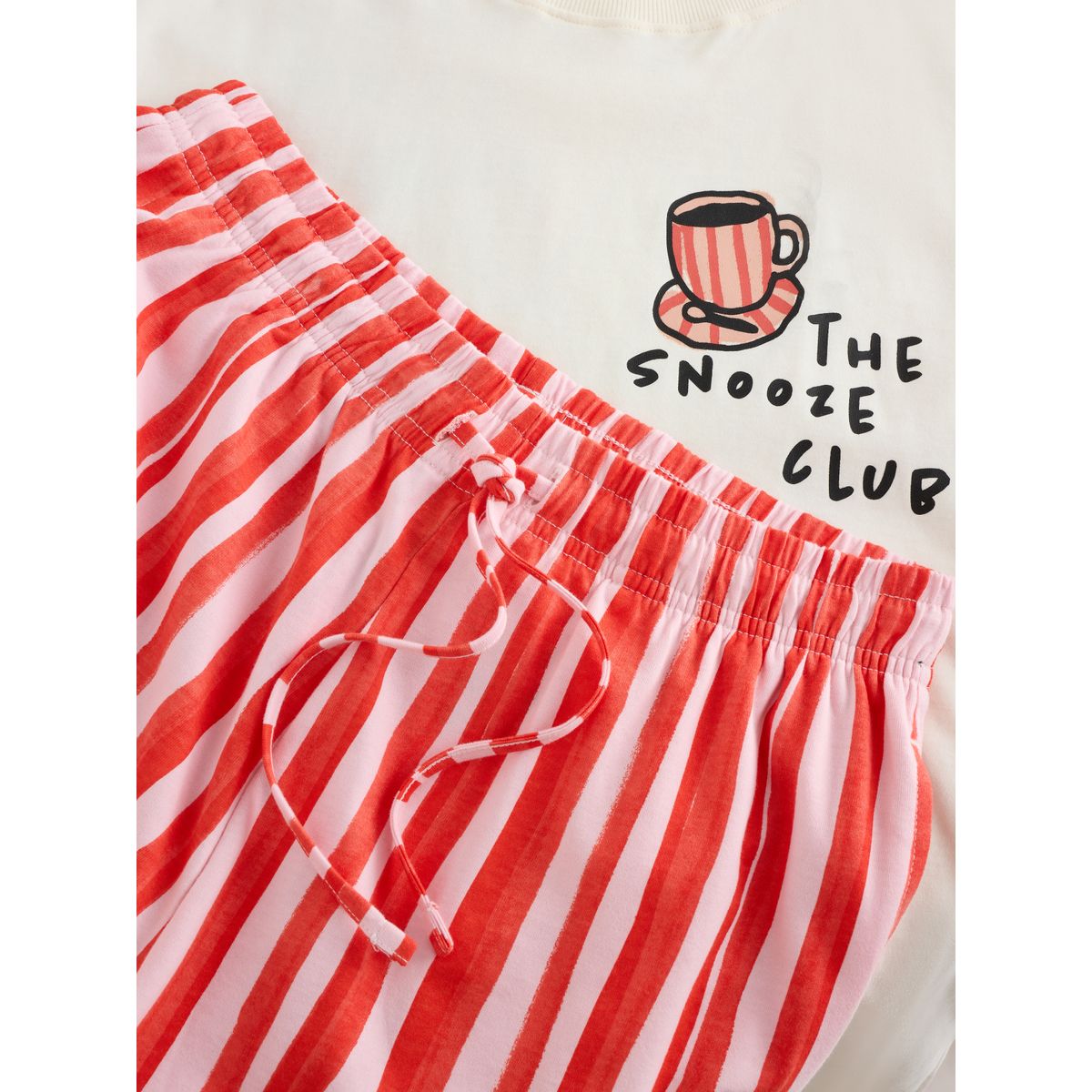 Ensemble pyjama avec short motif snooze club à rayures crème/rose au dos, NEXT
