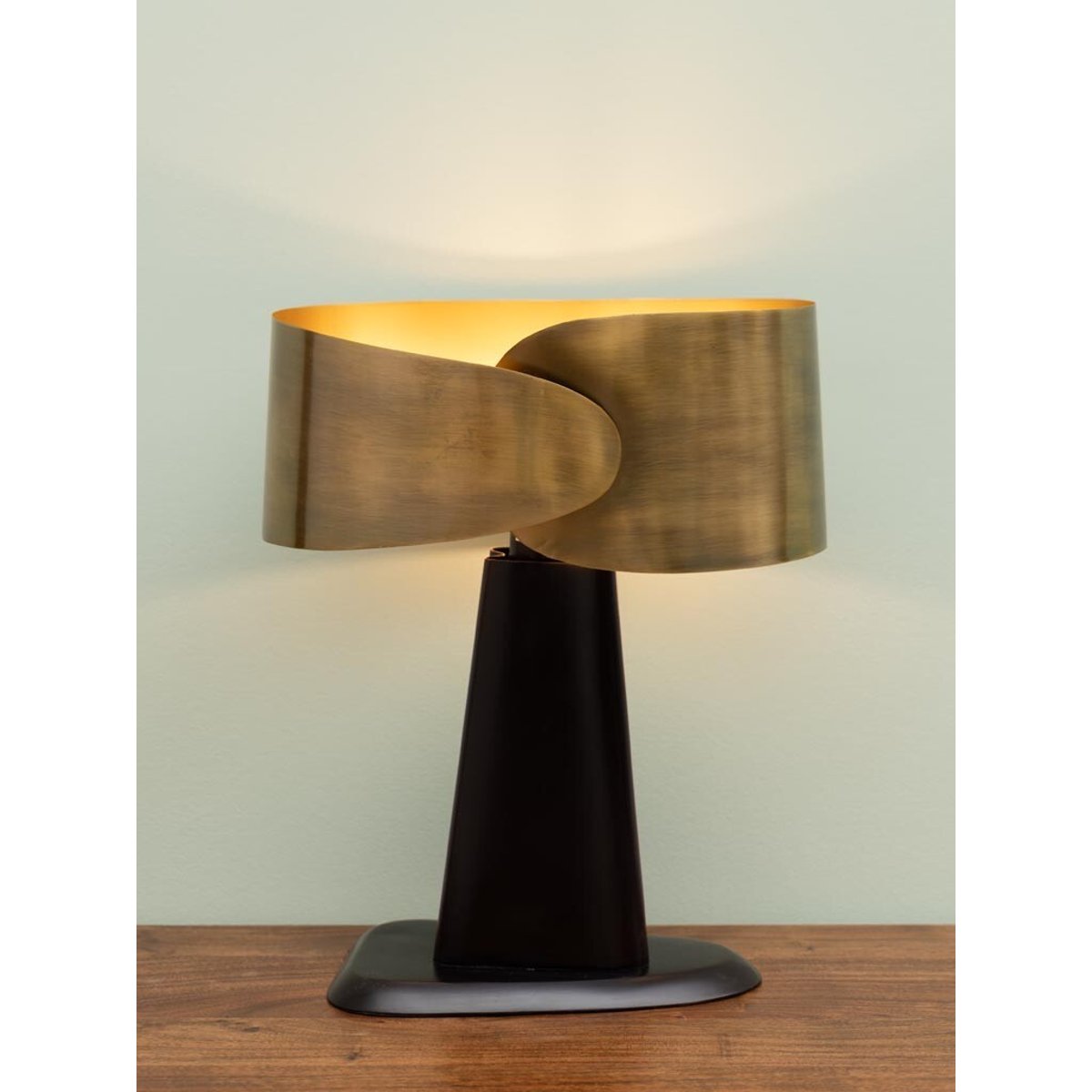 Lampe à poser en métal BELT v300233, CHEHOMA