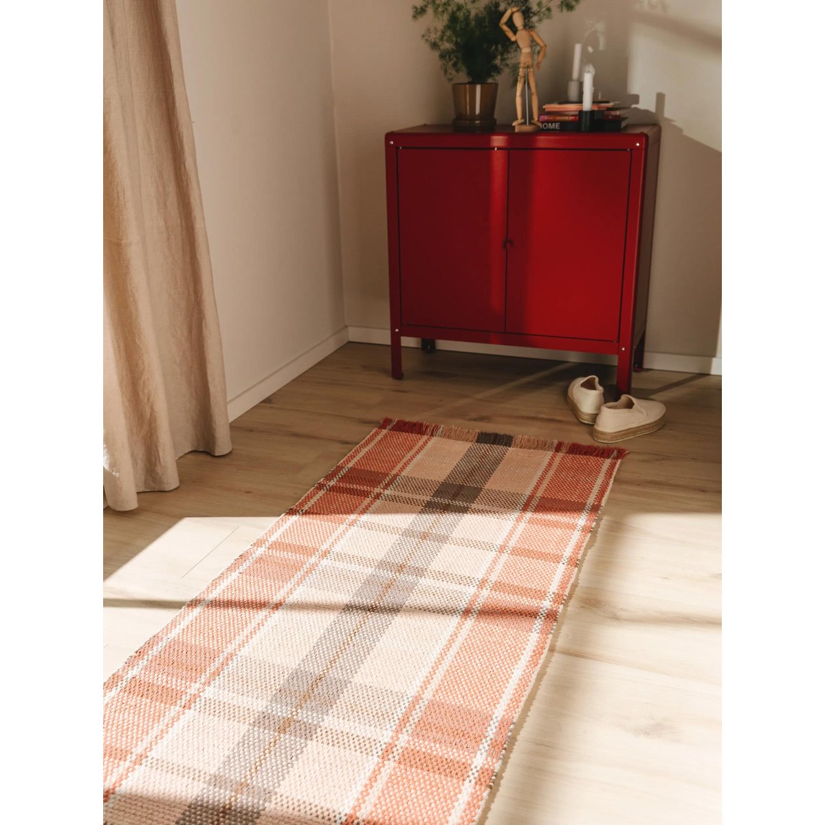 Tapis de couloir tissé main LUCY rose, BENUTA