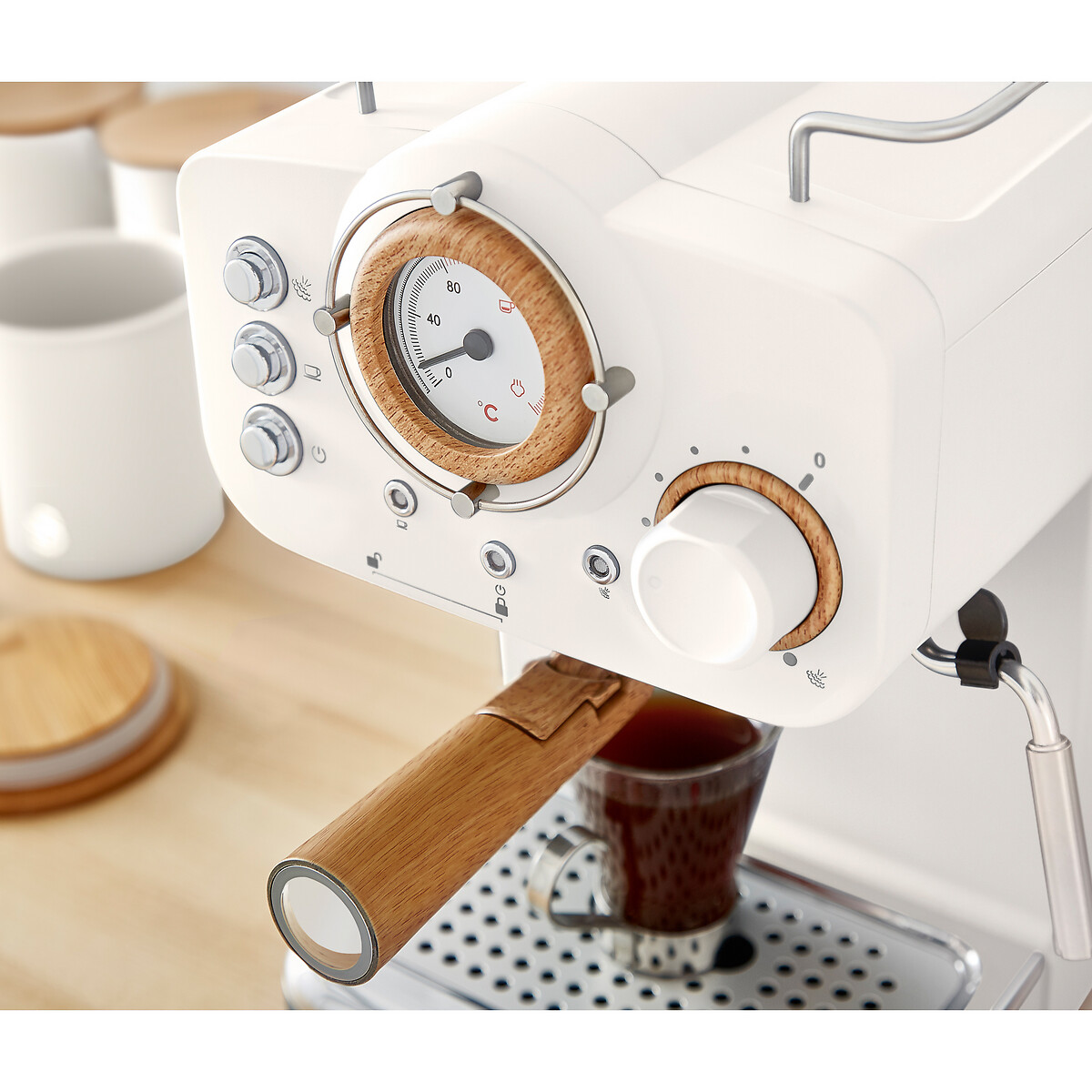 Nordic Pump Espresso Coffee Machine - SK22110 cream, SWAN