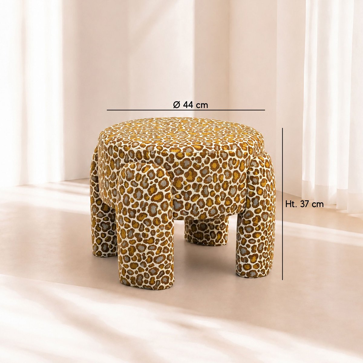 Pouf en polyester léopard, ORION couleur unique, NOW'S HOME