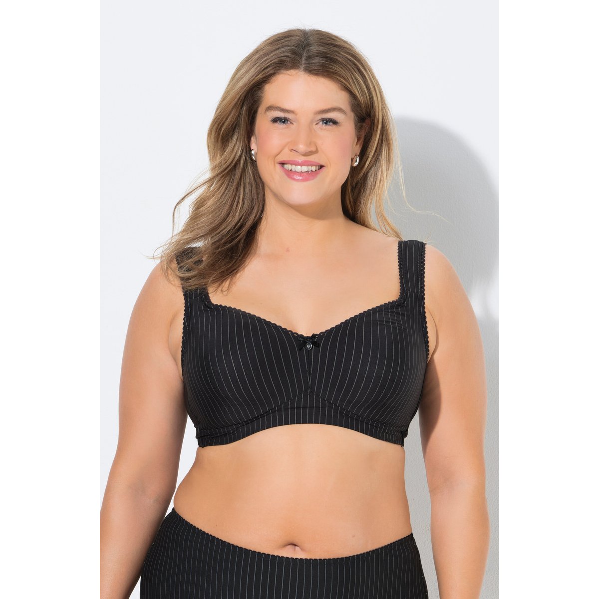 Soutien-gorge souple sans armatures noir, ULLA POPKEN