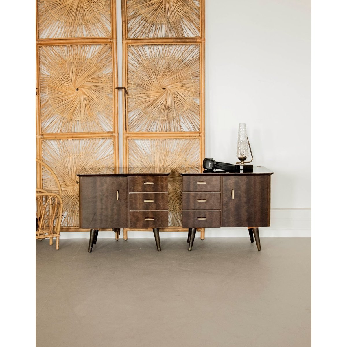 Paire de tables de chevet noires Maïa N°1466 - Bon état noir, DEBONGOUT
