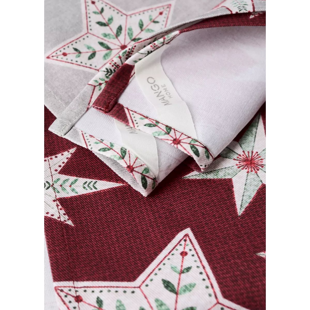 Lot de 2 torchons de cuisine à étoiles de Noël rouge, MANGO HOME