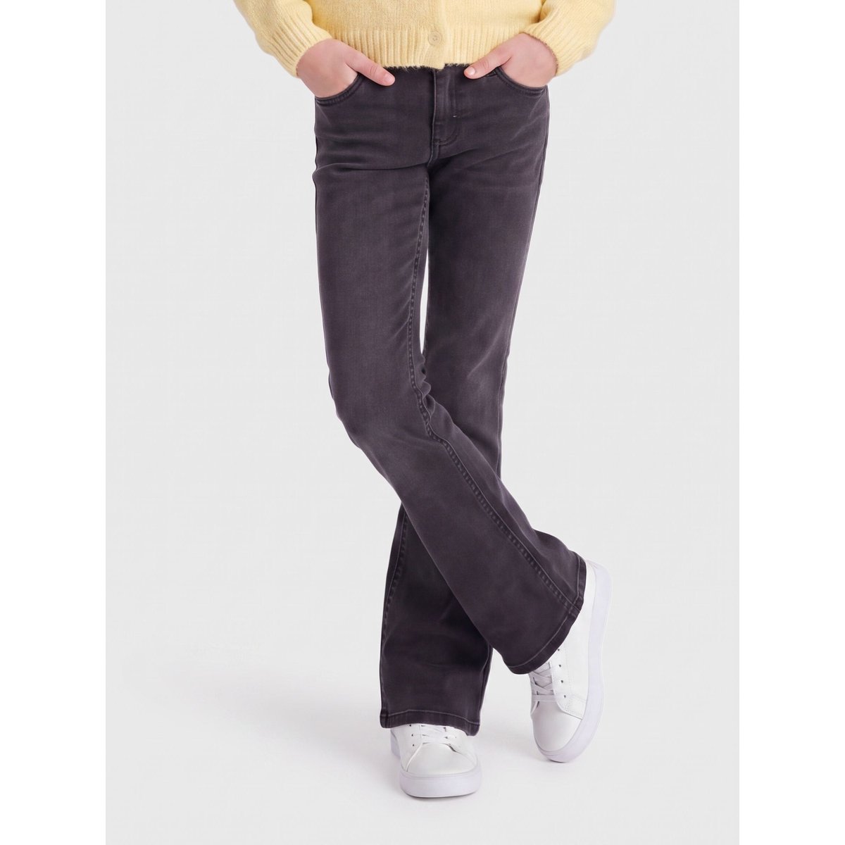 Jean Flared washed black, KIDS ONLY