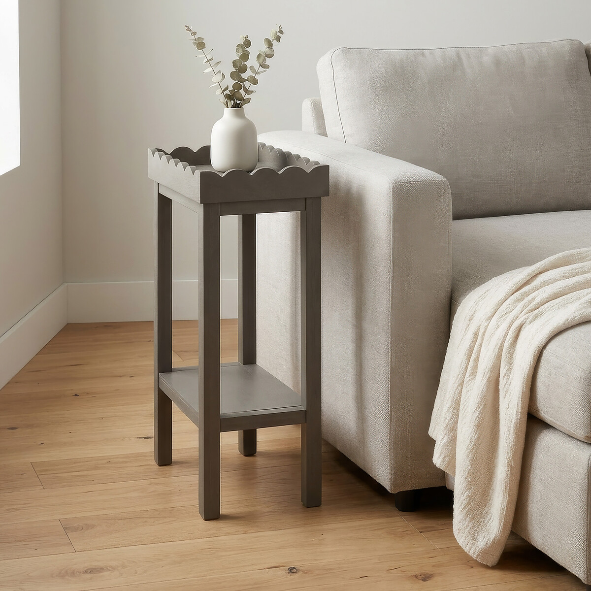 Elms Scalloped Top Compact Side Table brown/khaki, SO'HOME